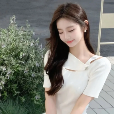 五年后，她带崽归来